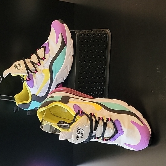 Nike Air7c React Airmax Bright Violet. Size 6Y or women's 7.5. Like new! - Picture 3 of 11